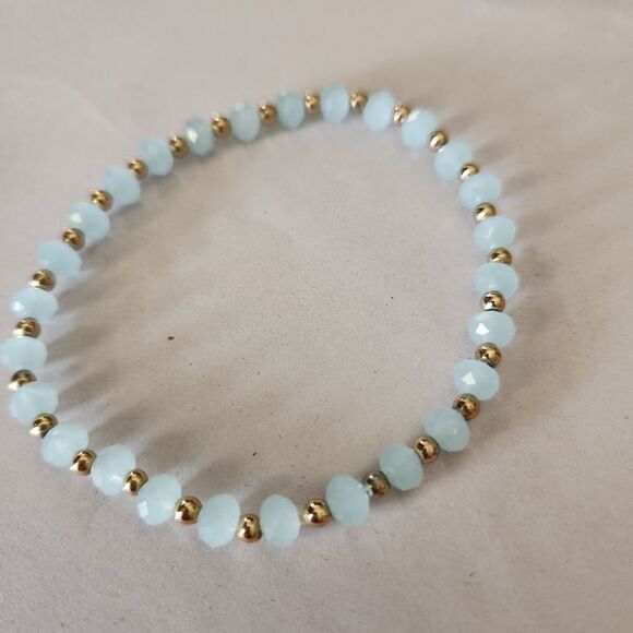 Unbranded Bundle Fashion Jewelry Braclet Set Of 6 Variety Cuff, Beaded, Clasp - Picture 12 of 12